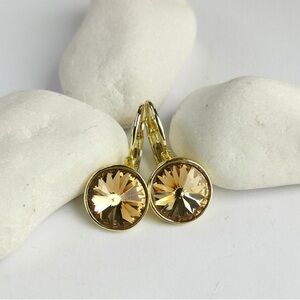 NWT Swarovski Elements Topaz Crystal Dangle Drop Earrings